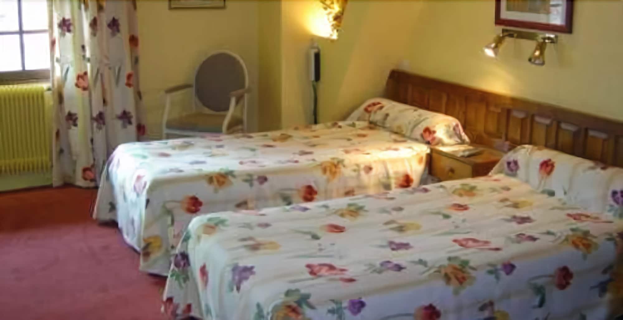 Hotel Le Ratelier à Montaigut-sur-Save Extérieur photo